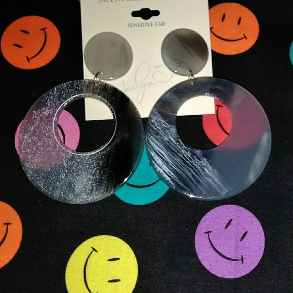 Jacklyn smith earrings - Picture 1 of 4